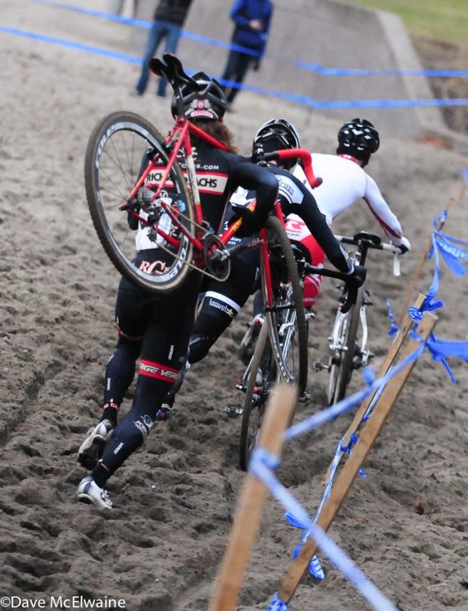 Justin Lindine (Redline) leading Mike Garrigan and Dan Timmerman on the beach.