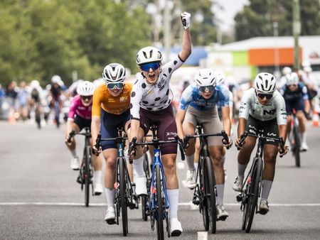 Ruby Taylor (Team Redcat) makes it a second stage win at Hertz ProVelo Super League's Tour of Tasmania by claiming victory in stage 4 criterium