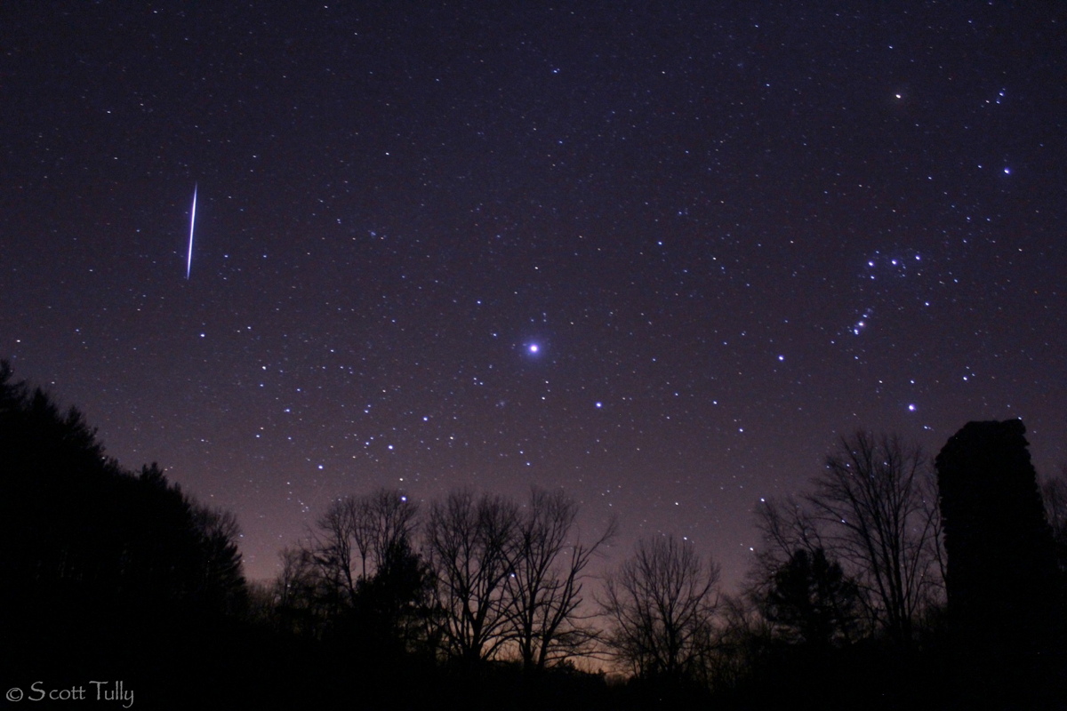 2012 Leonid Meteor Over Connecticut 