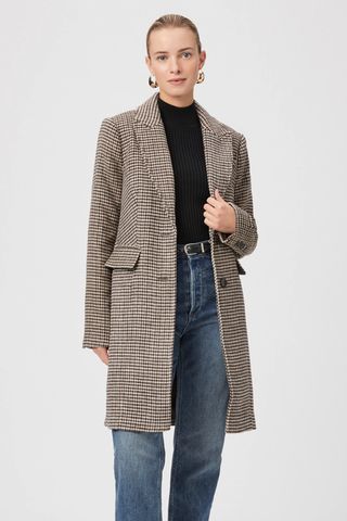 Merav Coat