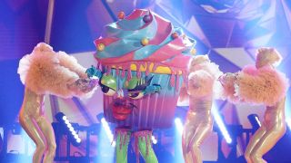 the masked singer ruth pointer as the cupcake