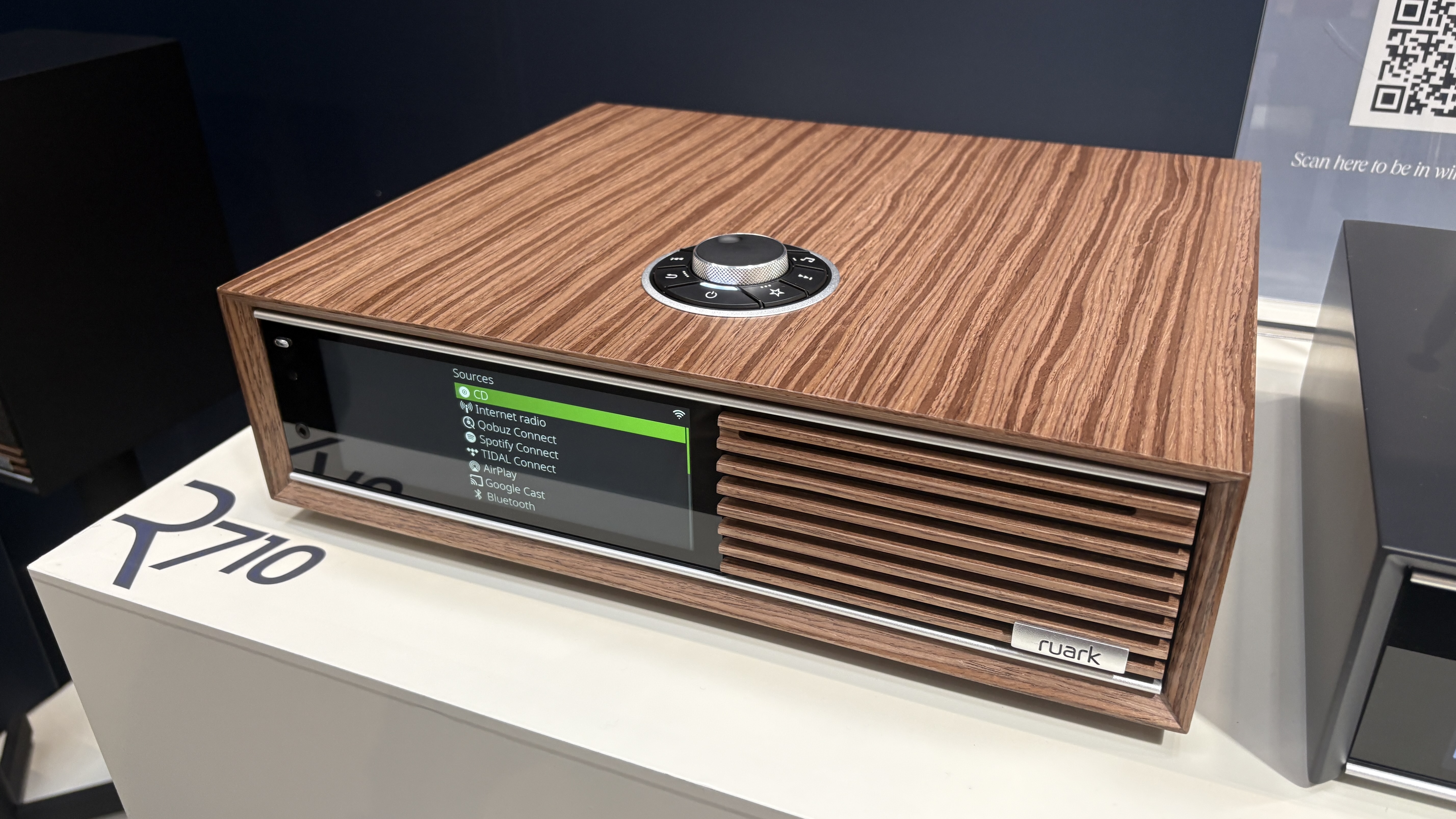 Ruark Audio R710 streaming amp with CD player