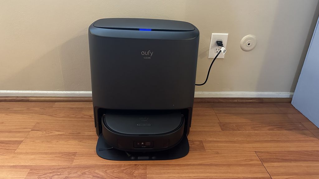 Robot vacuum vs cordless vacuum which vacuum cleaner is more effective