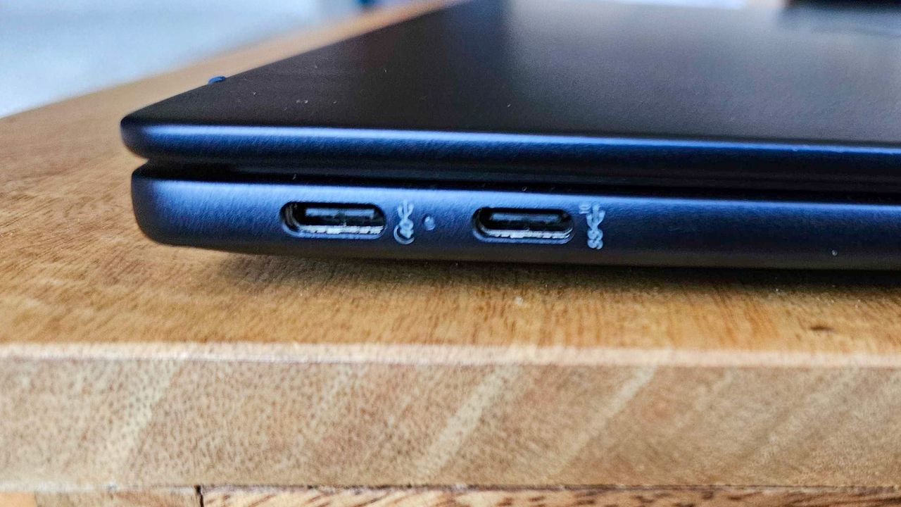 HP Elitebook ultra - ports