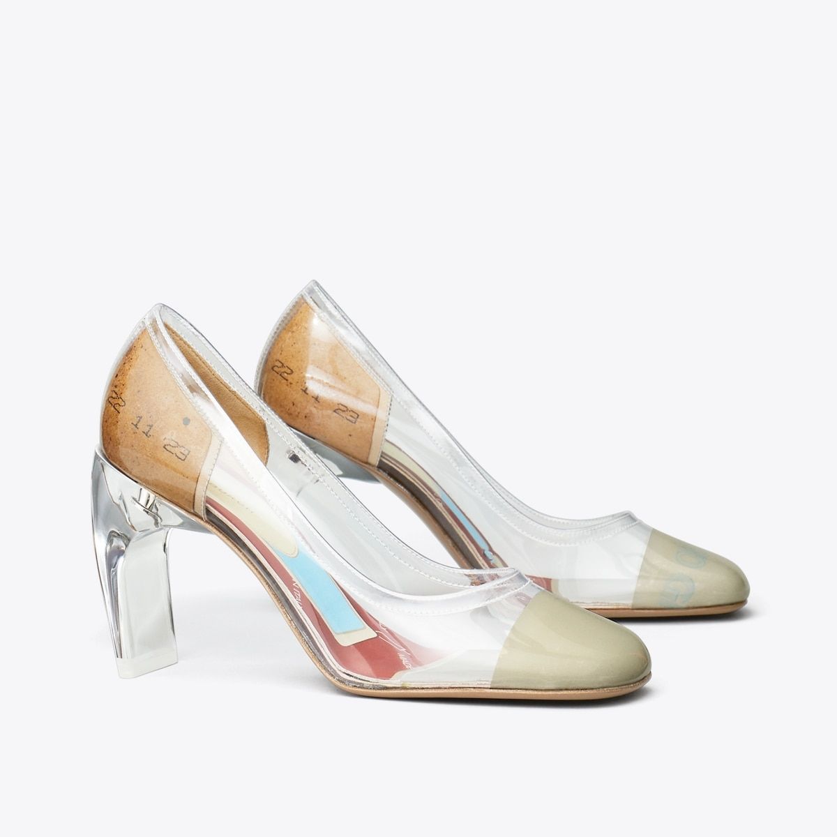 Clear Pump in White, Size 10.5