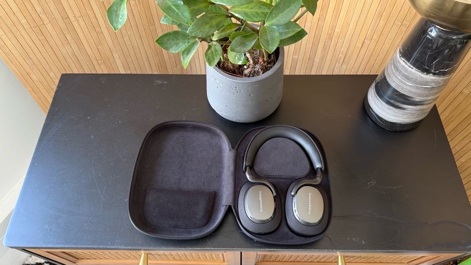 Bowers & Wilkins Px7 S3 review: 6 things to know about the classy new cans