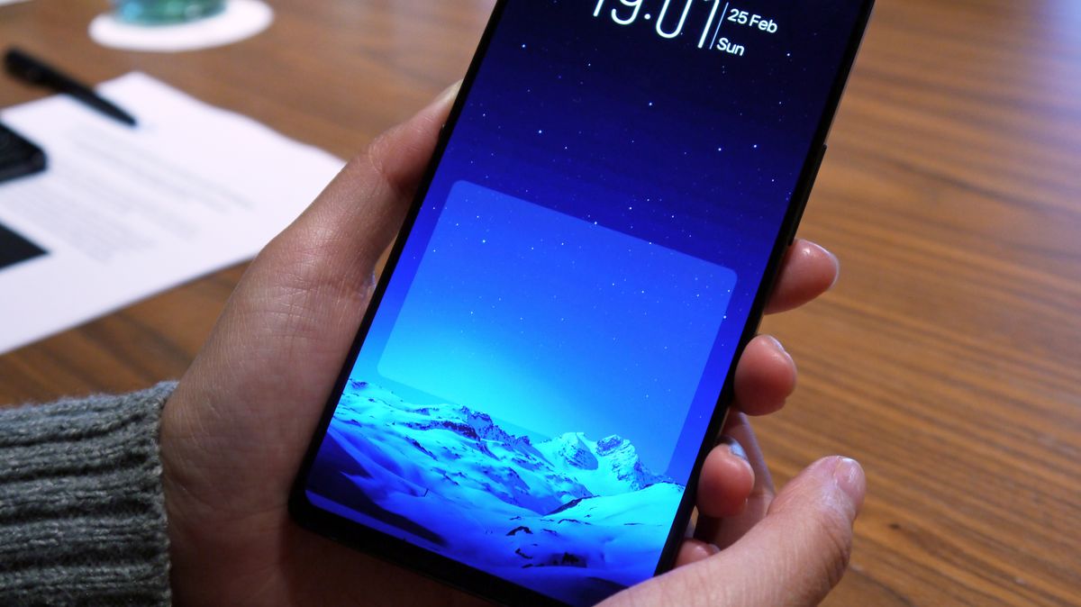 You can see the area of the screen where it's able to scan your fingerprint