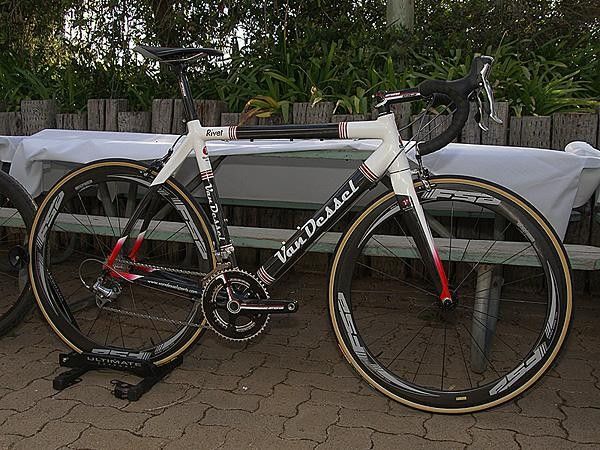 Van Dessel jumped on the bandwagon earlier this season with its updated Rivet carbon road frame and Gin and Trombones 'cross model.