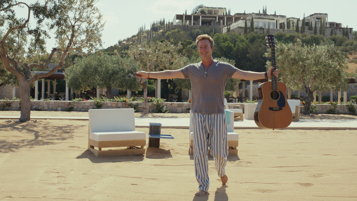 Interview What goes into making the invisible VFX in a Glass Onion