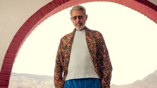 Zeus (Jeff Goldblum) stands in an archway in Netflix's "Kaos"