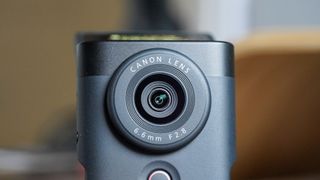 Canon Powershot V10 review