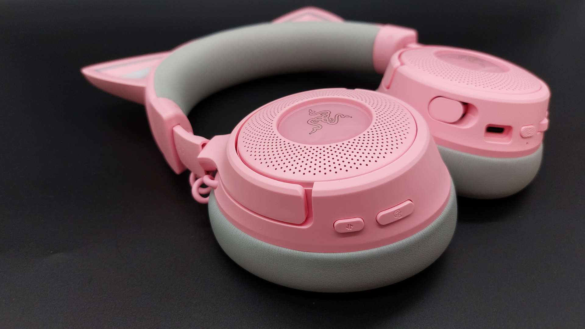 The Kraken Kitty V3 Pro wireless gaming headset in quartz pink.