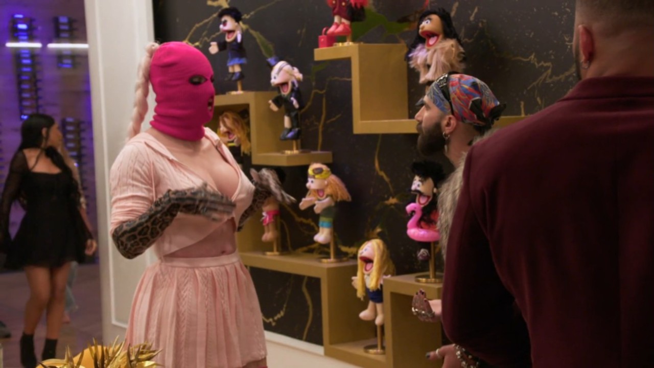 Plane Jane and Paul Abrahamian arguing on House of Villains.