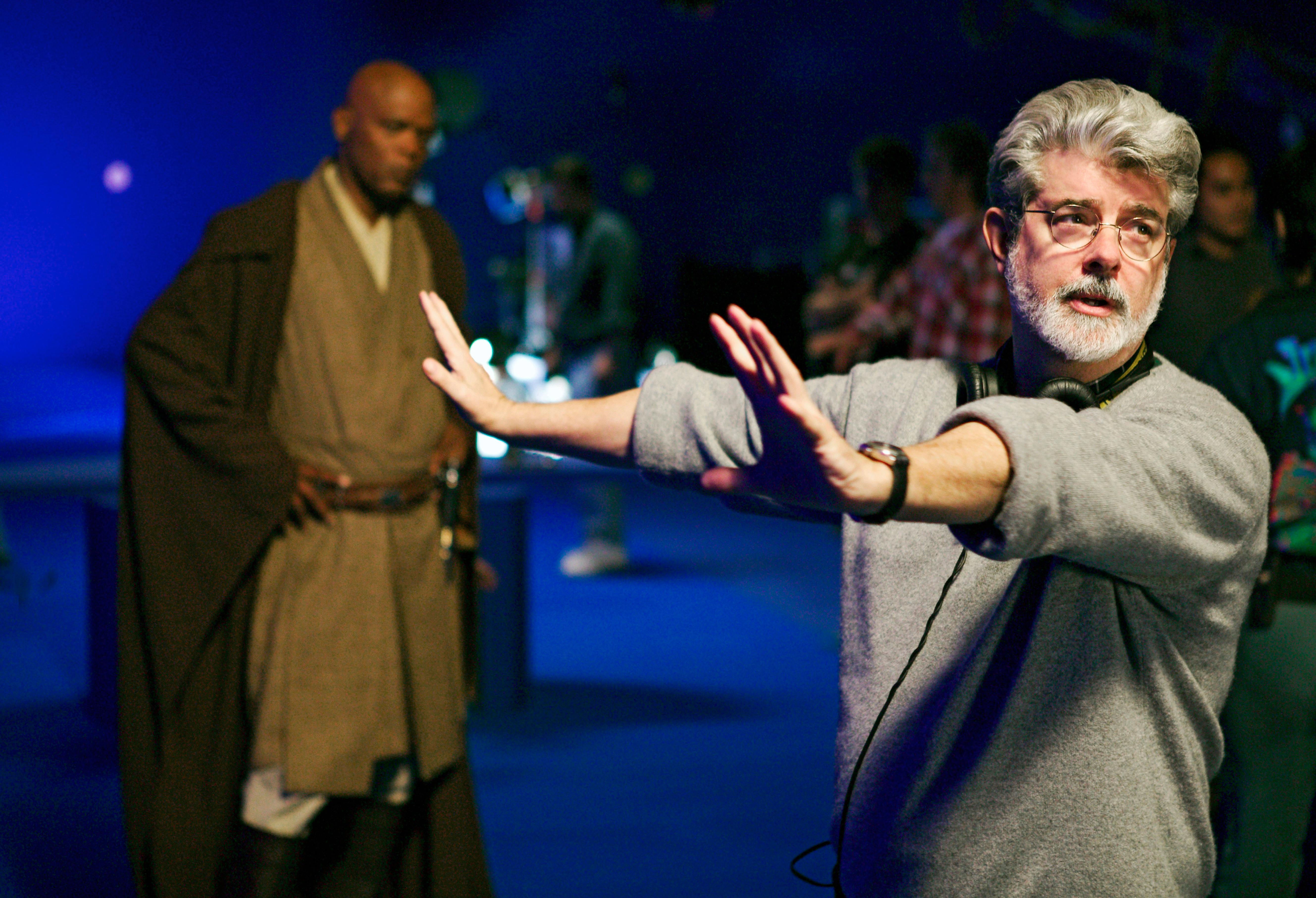 Samuel L. Jackson and George Lucas on the set / Star Wars-Episode III Revenge of the Sith / 2005