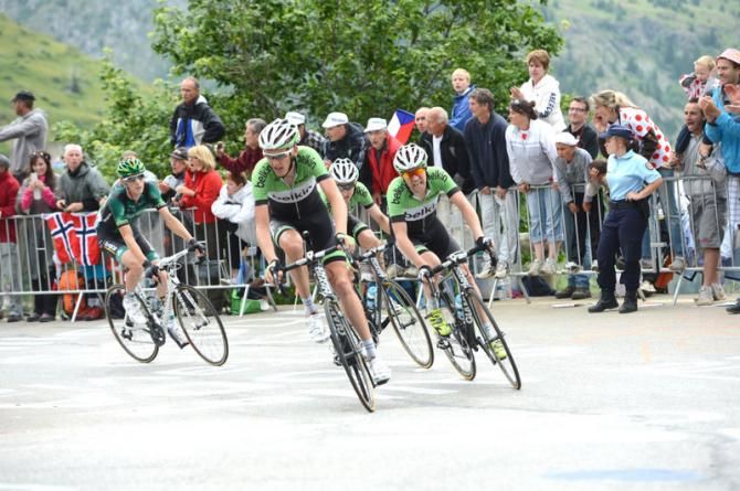 Lars Petter Nordhaug and Bauke Mollema (Belkin) on Alpe d'Huez