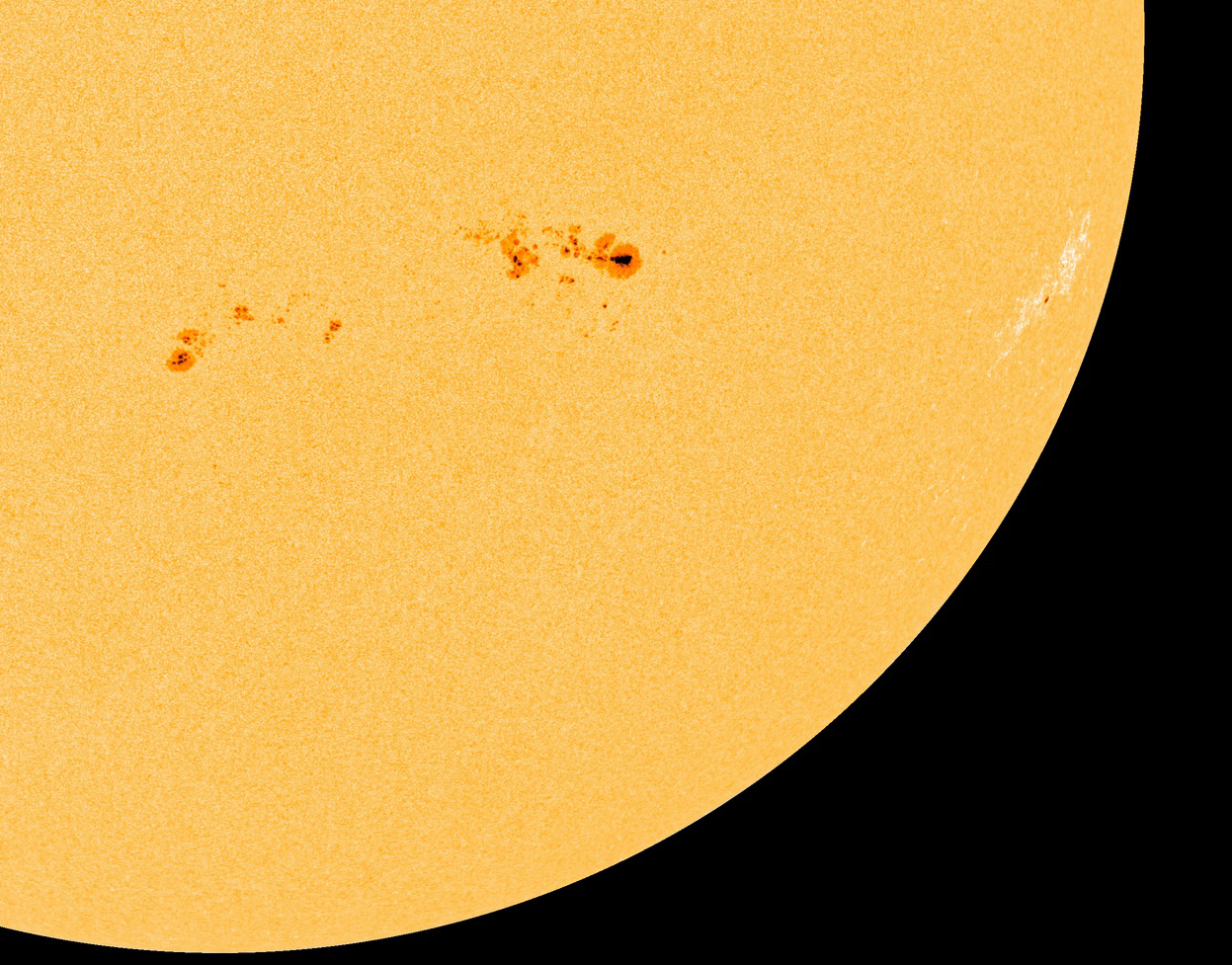 This close-up of the sun from NASA&#039;s Solar Dynamics Observatory spacecraft shows the massive sunspot AR1785 (center top), which is 11 times the size of Earth and facing our planet, as it appeared on July 9, 2013.