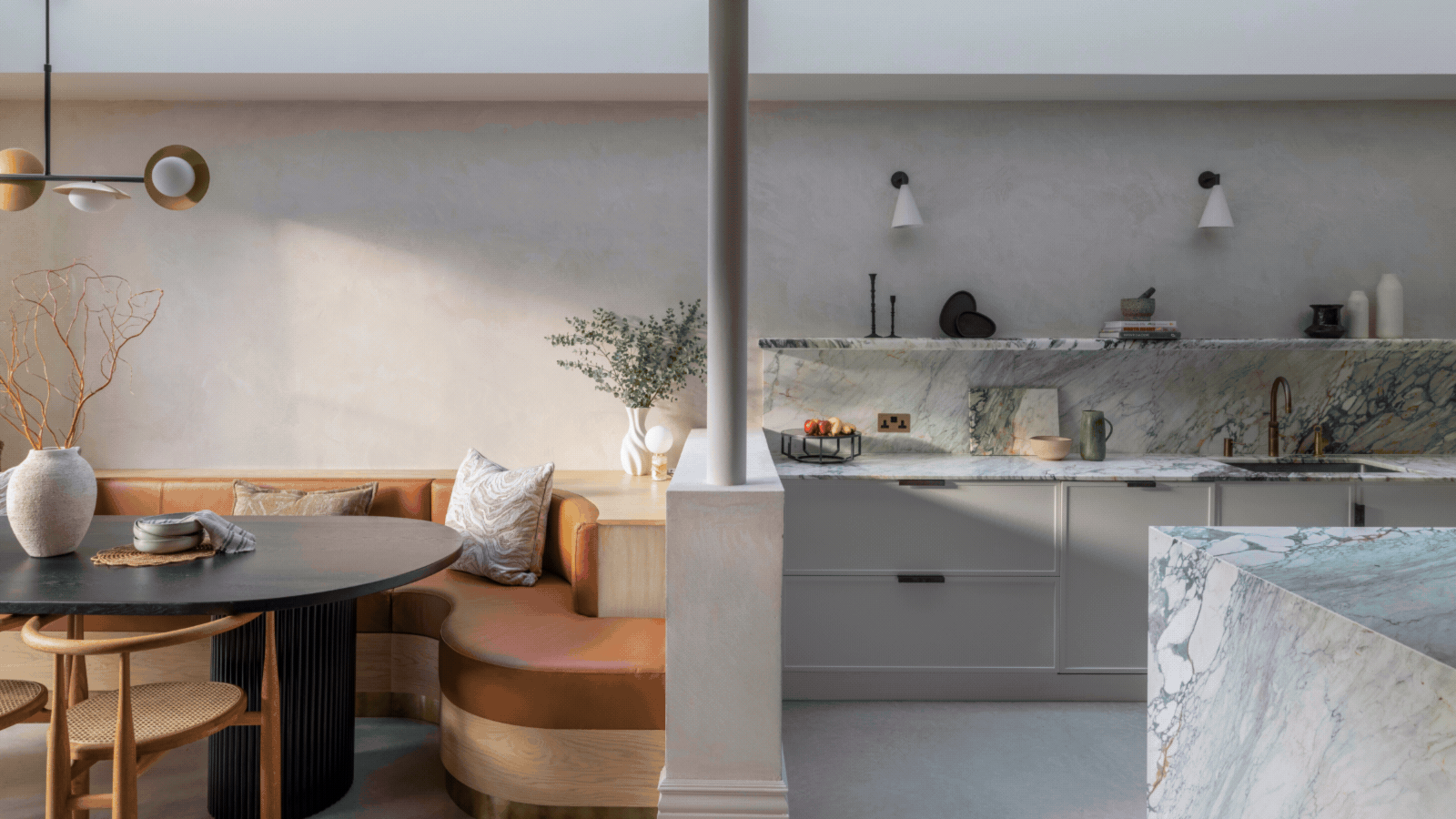 slideshow of images of a luxury modern london townhouse