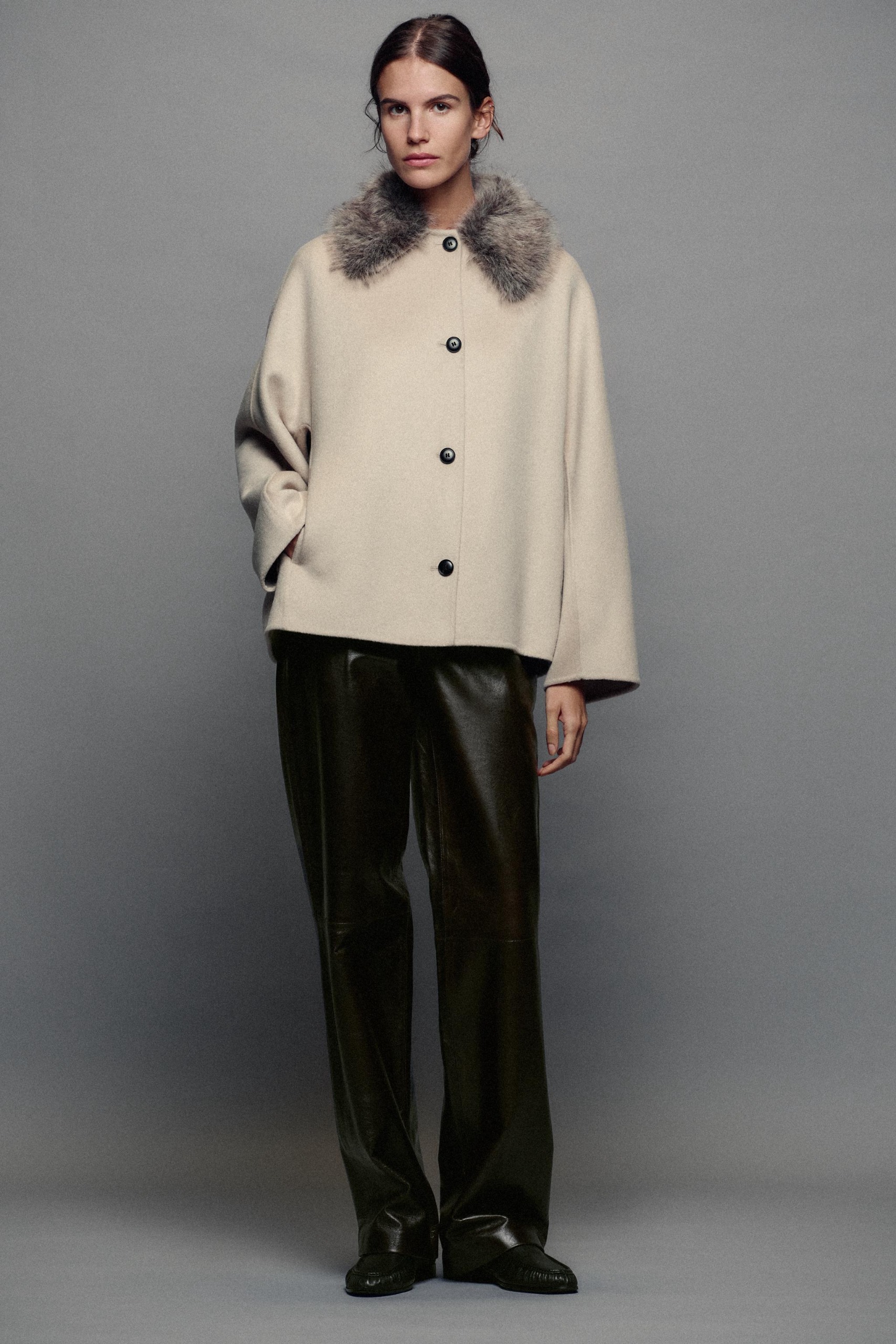 Zw Collection Wool Blend Jacket With Faux Fur Collar - Beige - Xs