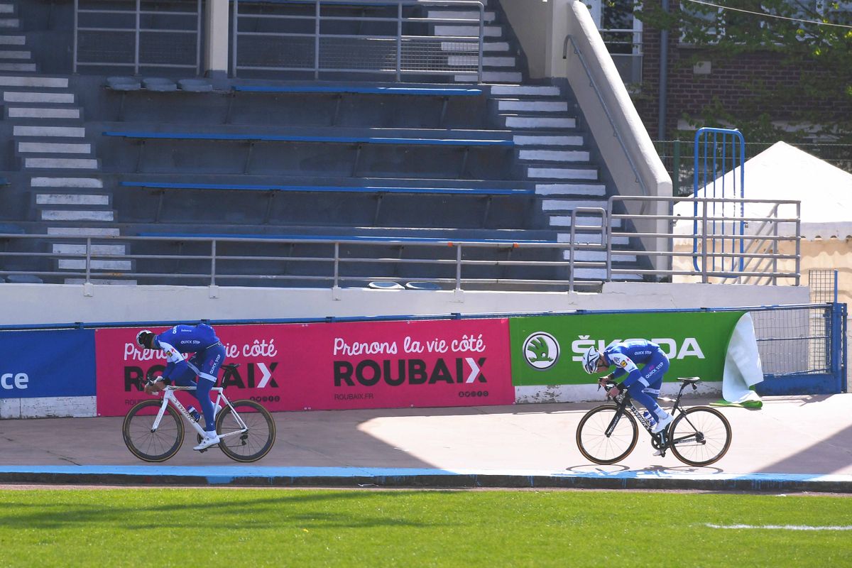 Tom Boonen attacks