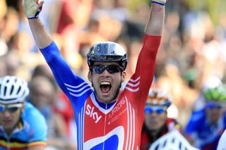 Great Britain's Mark Cavendish lets out a roar of celebration after winning the 2011 Worlds road race in Copenhagen, Denmark