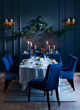 Blue Christmas dining room