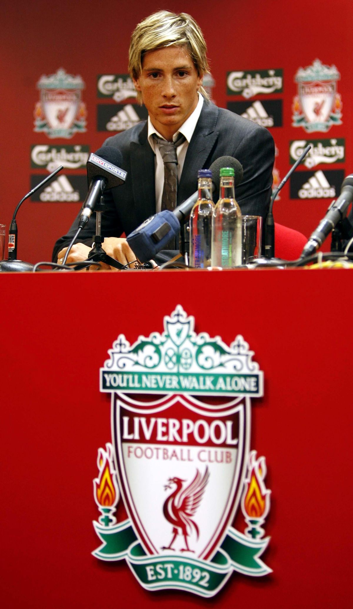 Soccer – Liverpool Press Conference with new signing Fernando Torres – Anfield