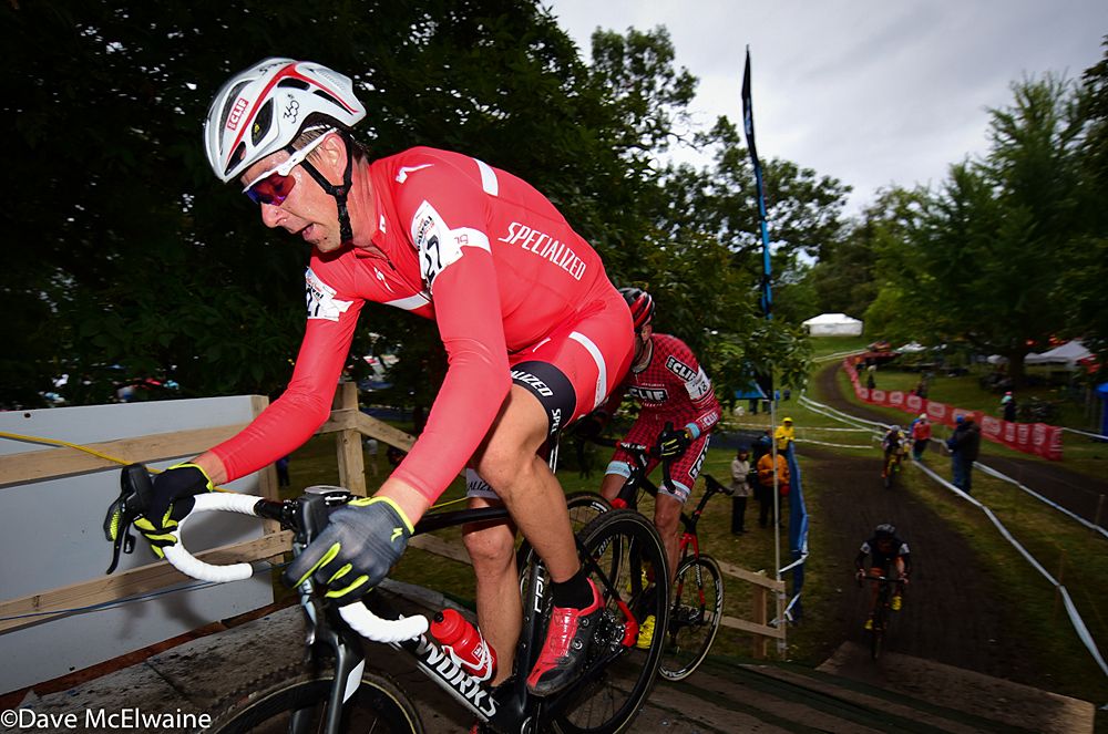 Todd Wells (Specialized) on the double flyover