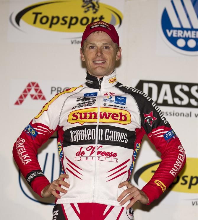 Kevin Pauwels on the podium