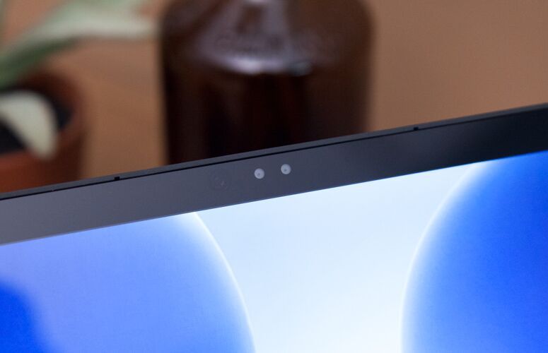 Dell Inspiron 13 7000 (2017) Review A Good Budget 2in1 Laptop Mag