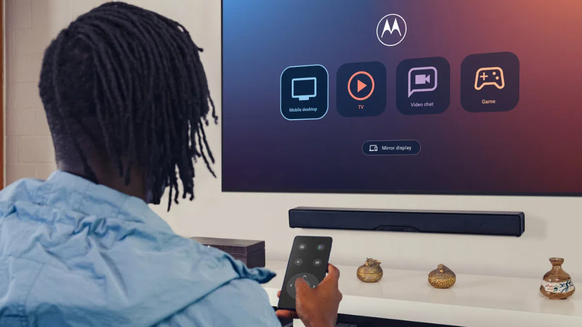 Motorola'nın Ready For yazılımını Edge 30 Ultra'da kullanma
