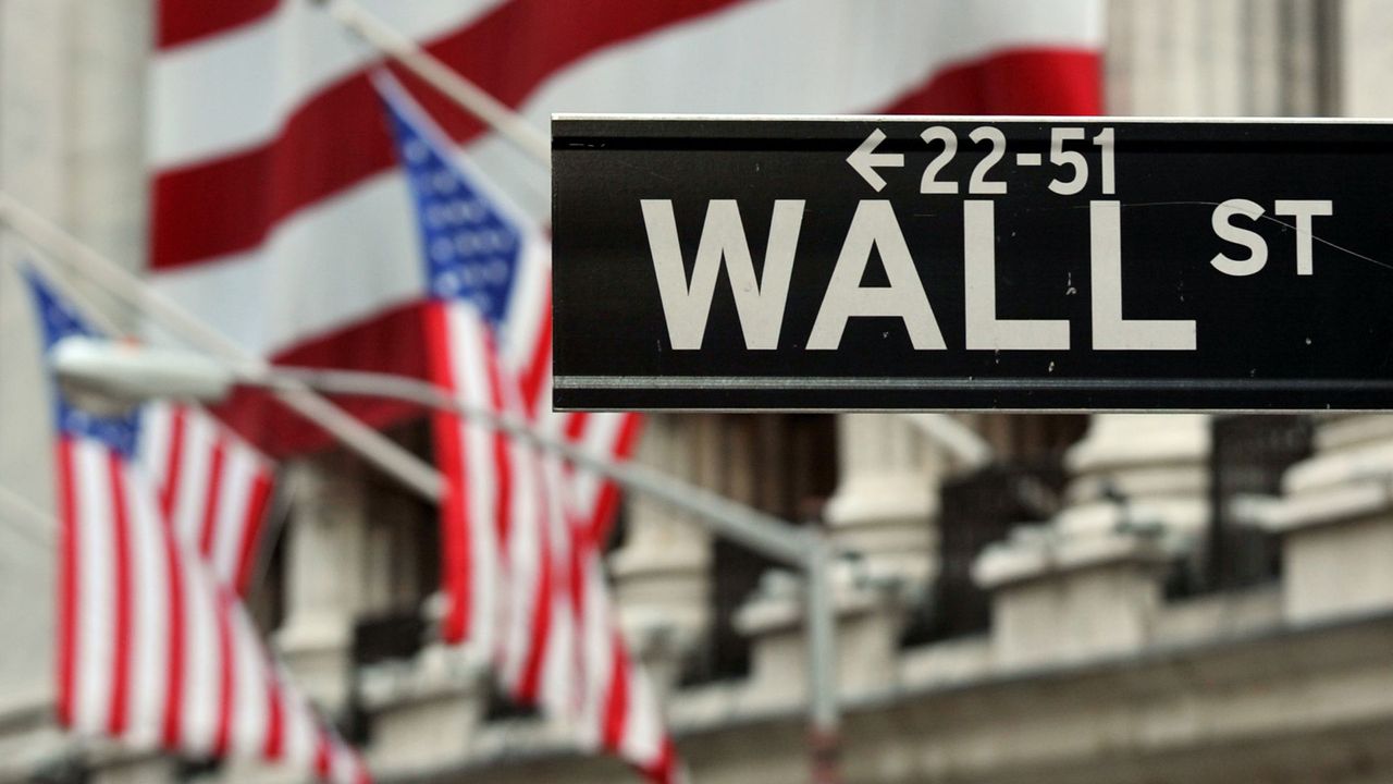 A Wall Street sign in New York City