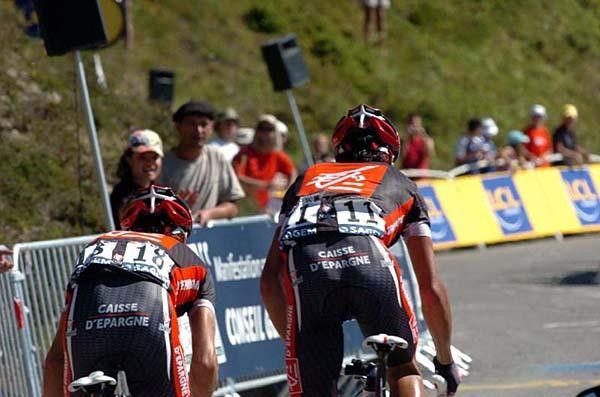 The Caisse d'Epargne double jet.