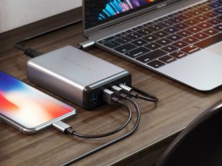 universal travel charger for cell phones