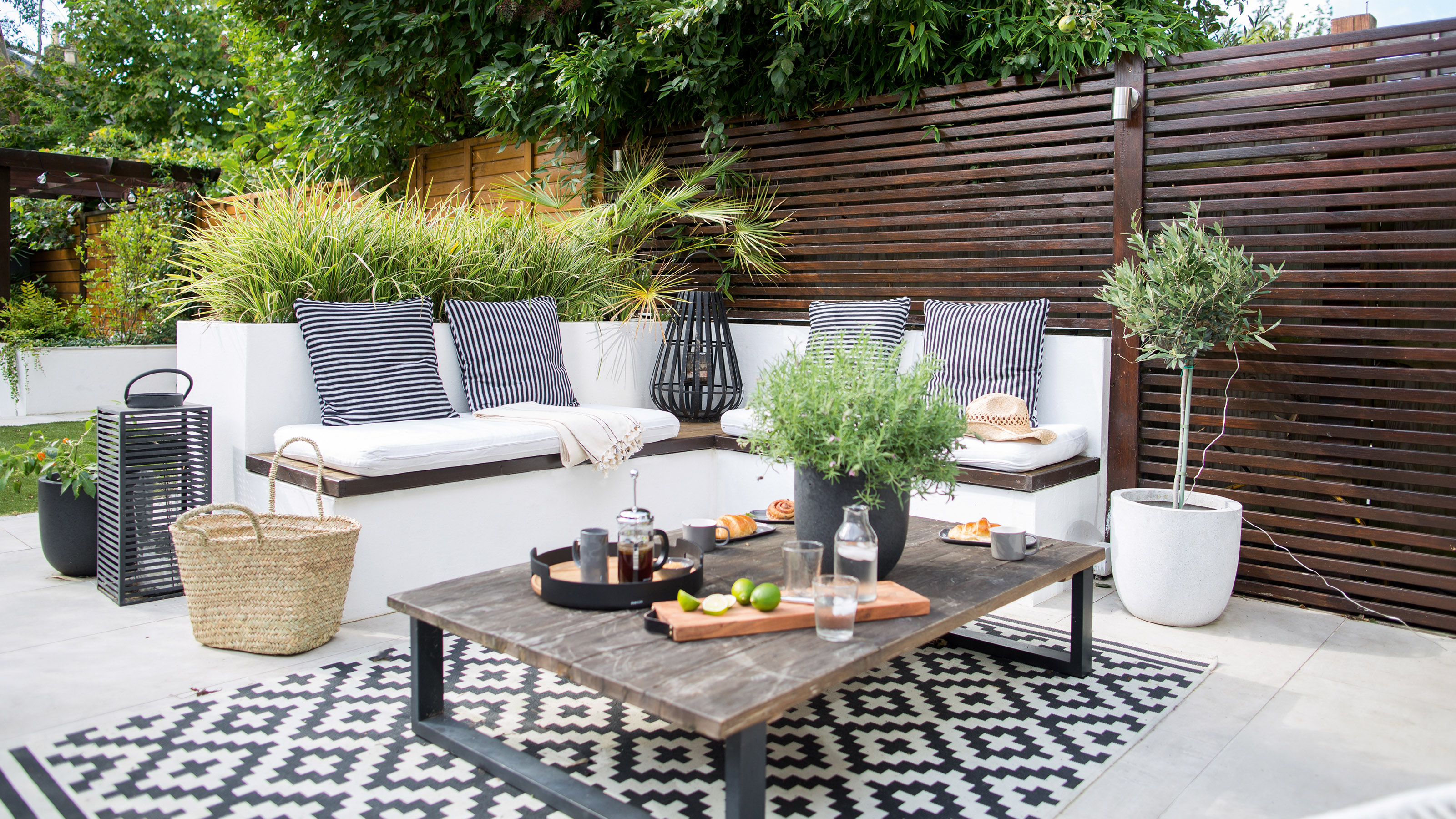 Patio design mistakes: 9 errors to avoid | Gardeningetc