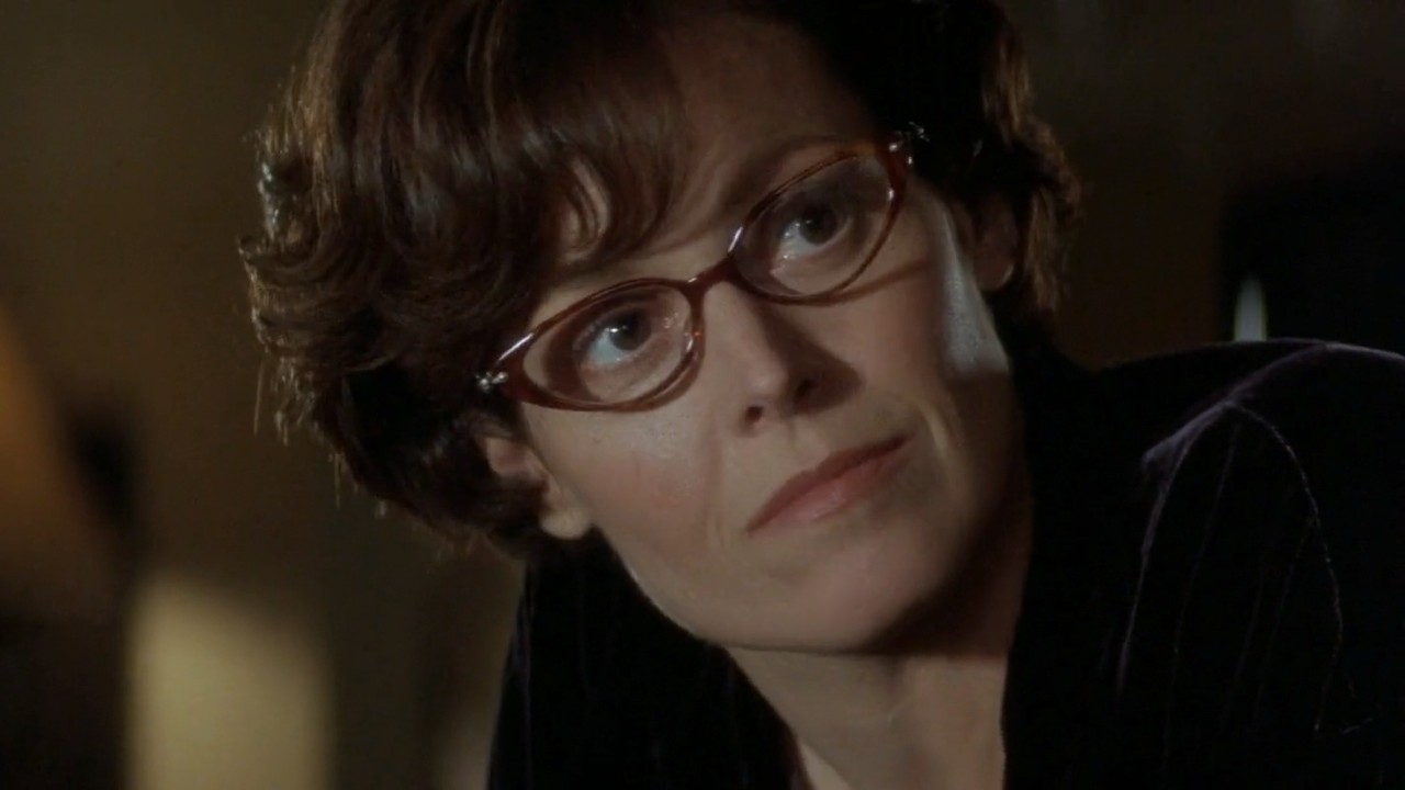 Sigourney Weaver with glasses on it Copycat.