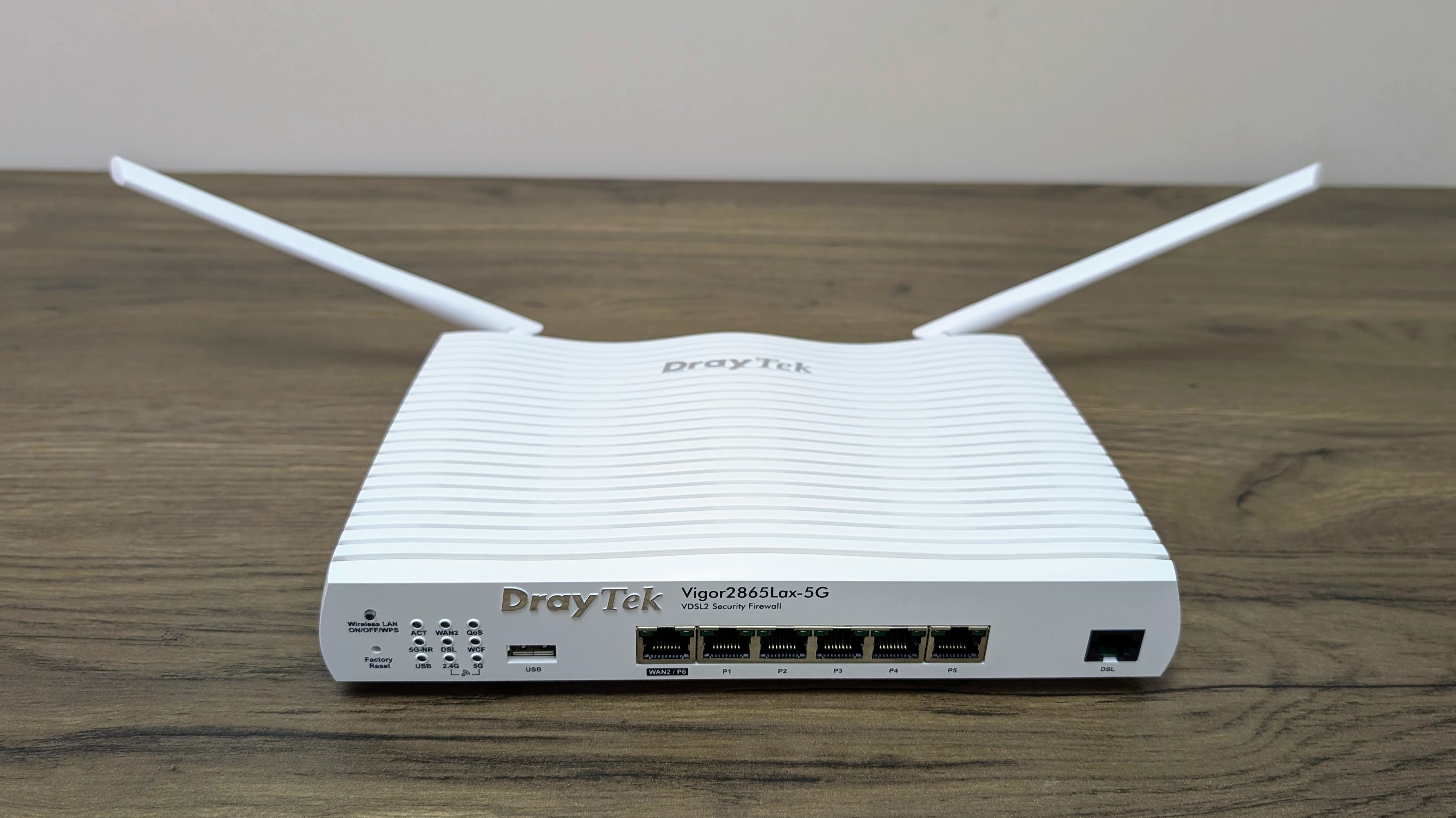 DrayTek Vigor2865Lax-5G no cellular antennas