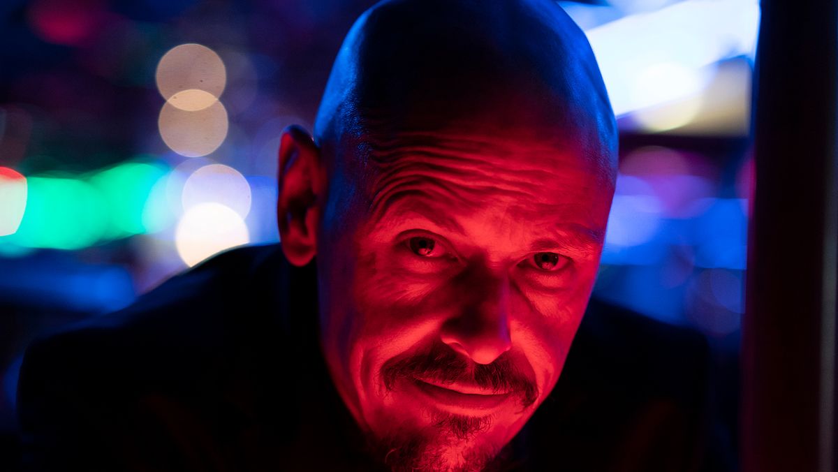 Scott Ryan in FX&#039;s &#039;Mr. Inbetween&#039;