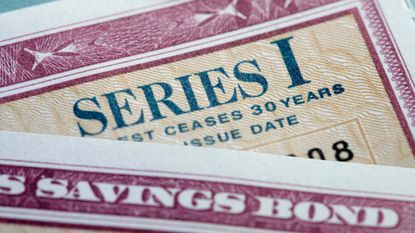 A picture of a Series I savings bonds.