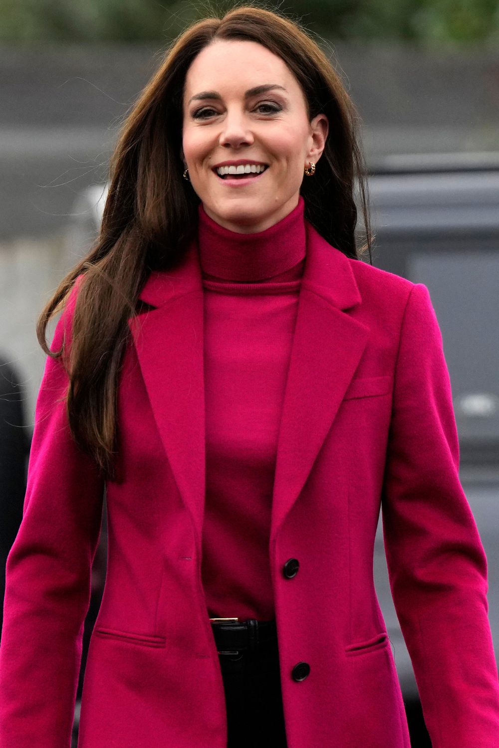Kate Middleton wearing Orelia Chain Huggie Hoop Earrings