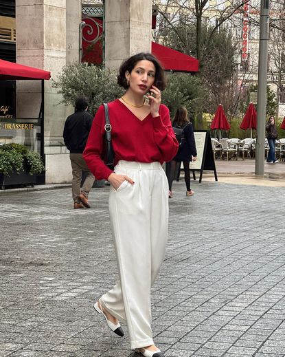 TWO-TONE SLINGBACK WITH ELEGANT HEEL