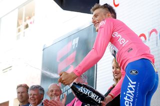 Marcel Kittel celebrates in the maglia rosa after the Giro's third stage