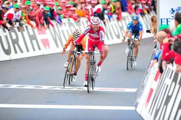Vladimir Isaichev (Katusha) senses victory.