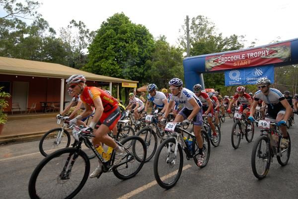Darrell Lee-Donckers Koffie Cycling 1 at the start and ready to defend his lead