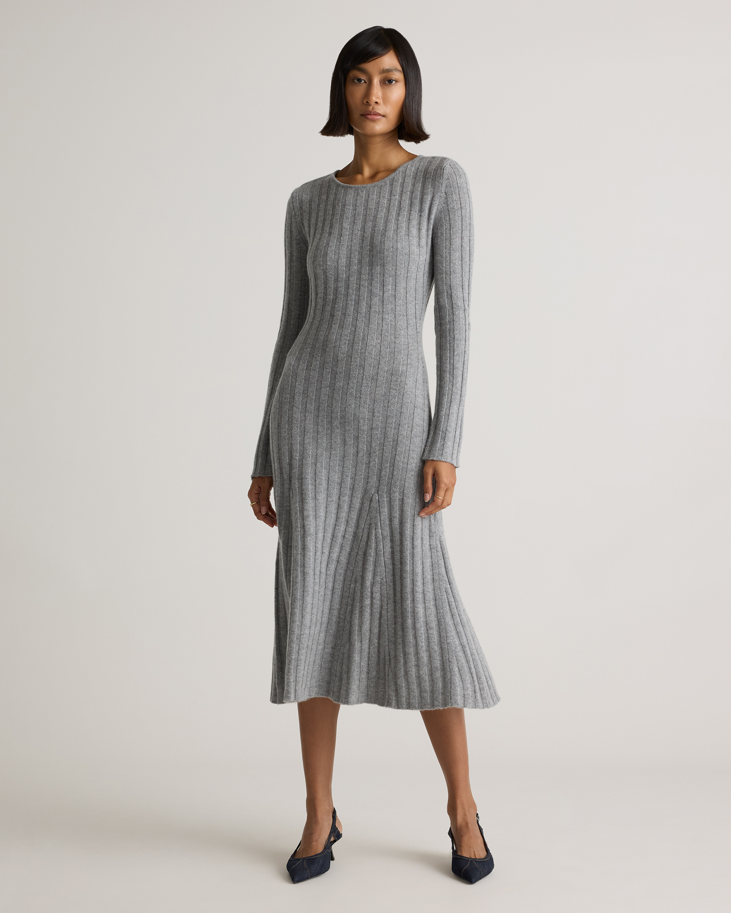 Mongolian Cashmere Wide-Rib Midi Dress in Heather Charcoal