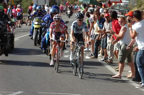 Daniel Moreno (Katusha) caught Chris Anker Sorensen (Saxo Bank-Sungard) on the approach to the finish.
