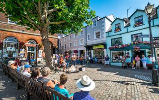 Buckydoo Square, Bridport