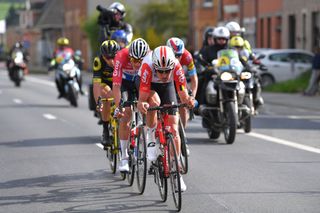 Benoot boosts confidence for Tour of Flanders in Waregem