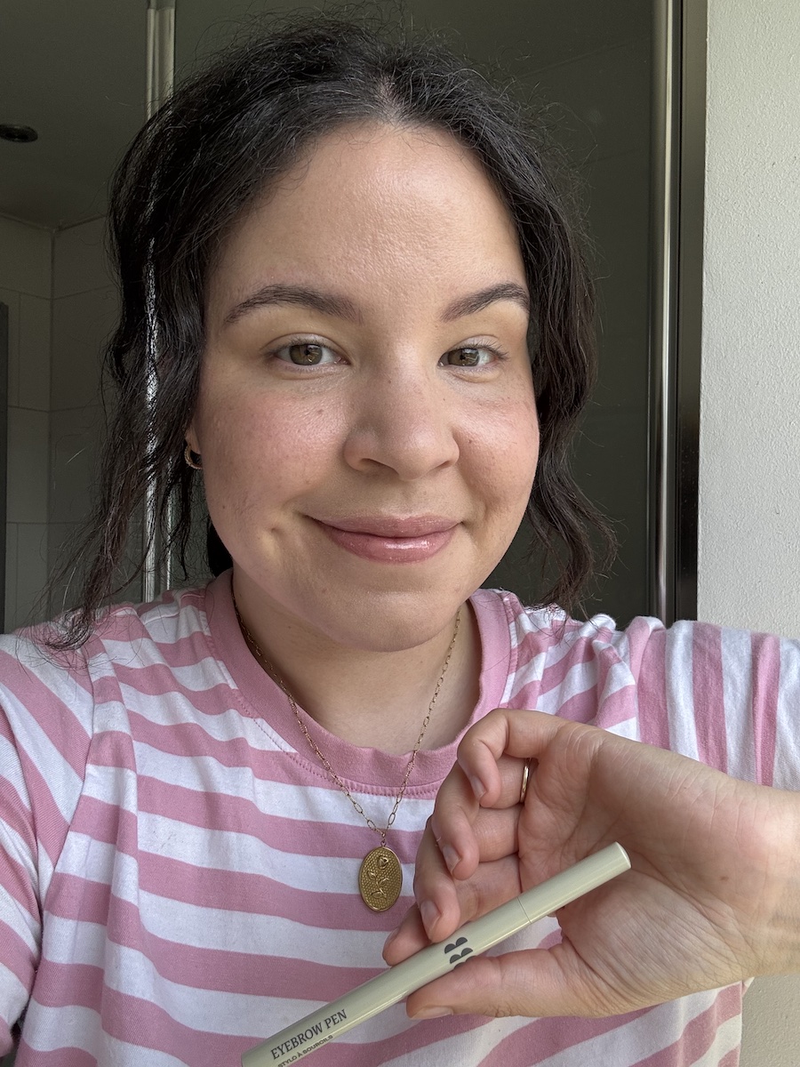 blink brow pen after