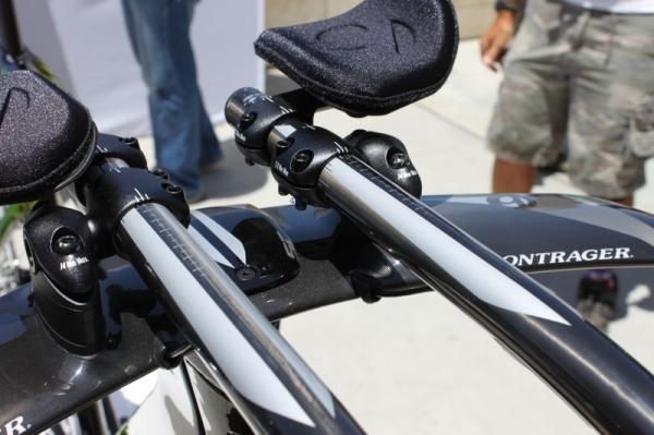 All of the 9 Series Speed Concept models come with a Kammtail handlebar design.