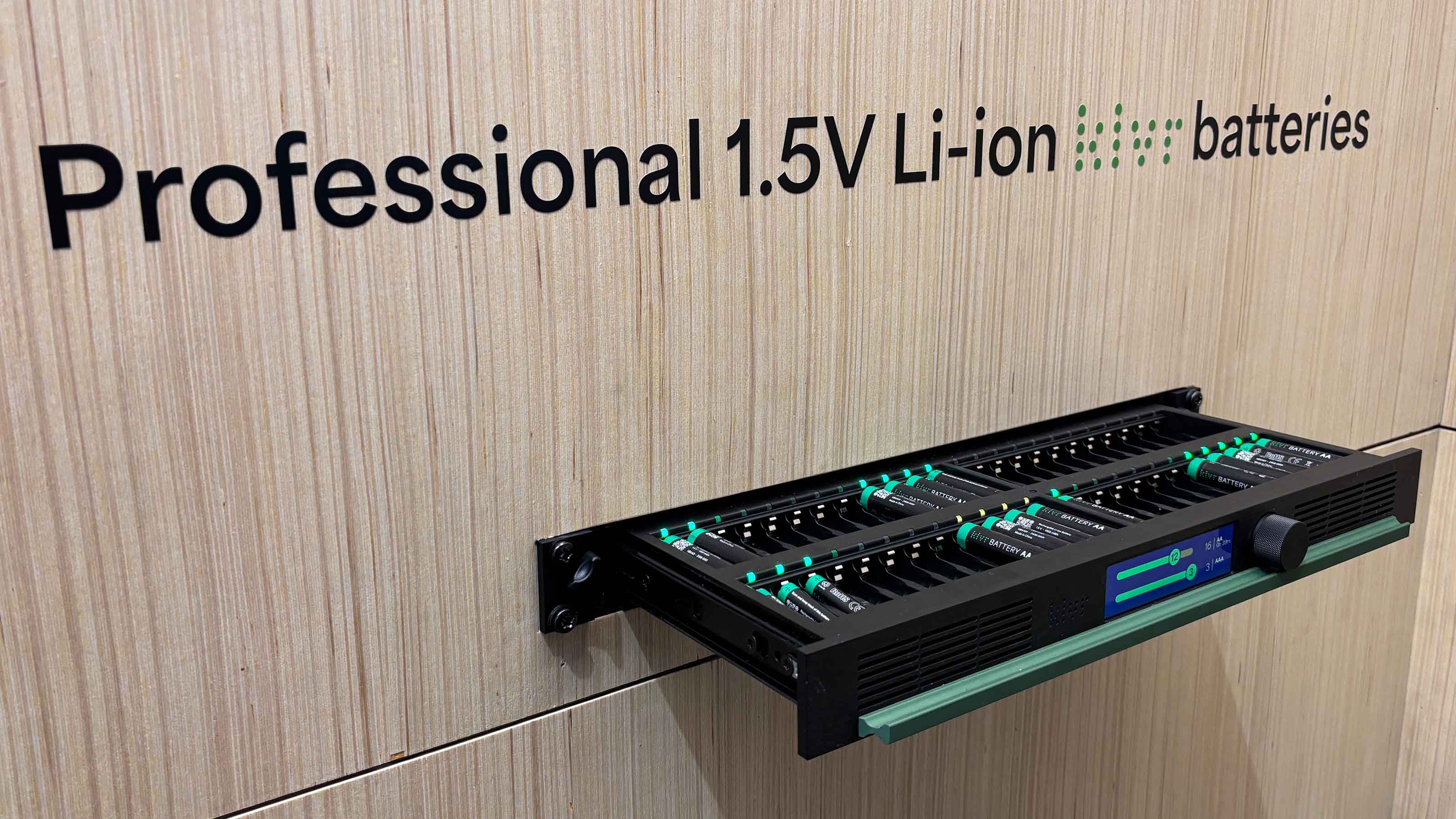 KLVR Charger Pro at ISE 2026